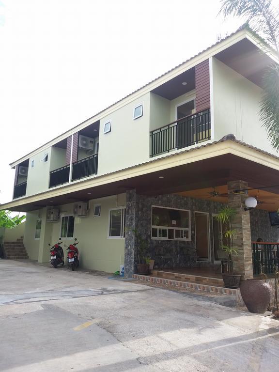 Ferienwohnung Nasa Mansion Phuket Exterior foto