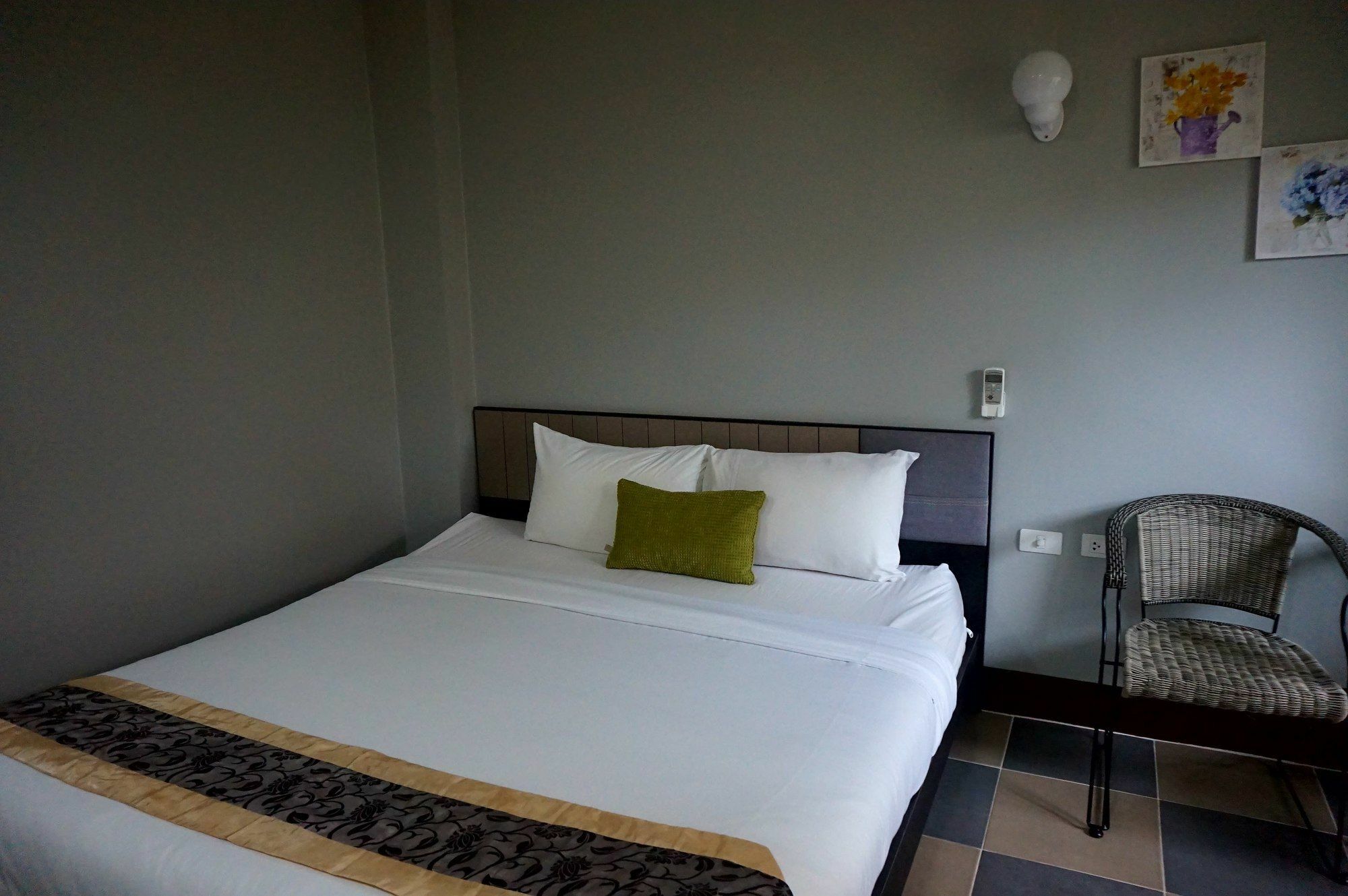 Ferienwohnung Nasa Mansion Phuket Exterior foto