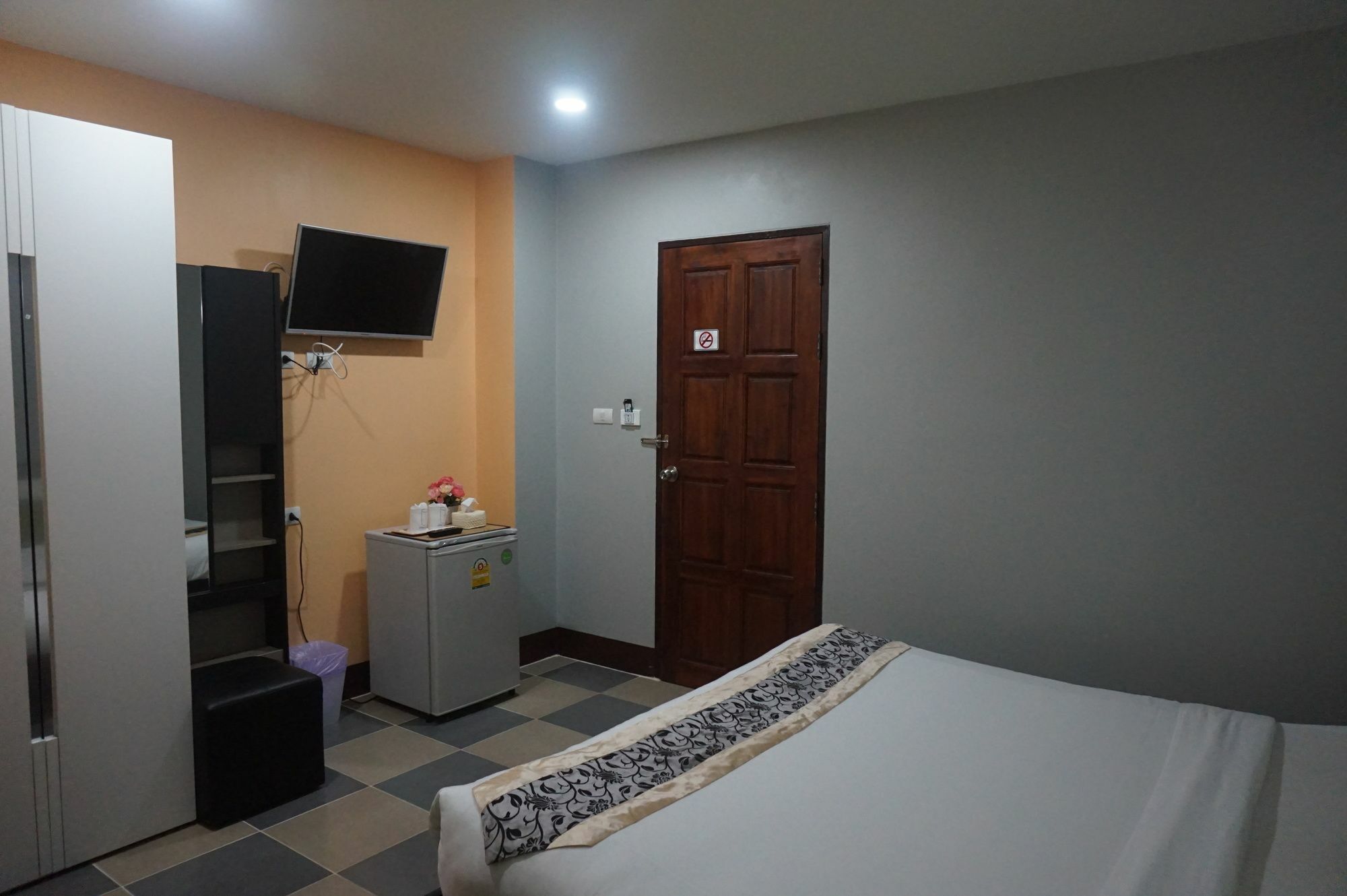 Ferienwohnung Nasa Mansion Phuket Exterior foto